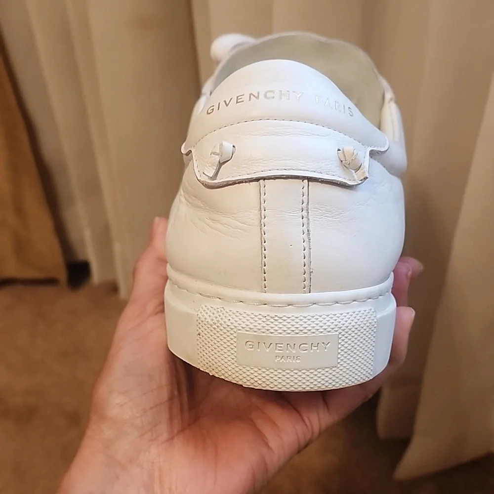 Givenchy Urban Street Leather Sneakers - Picture 11 of 16